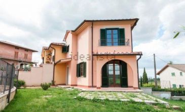 Toscane maison 3 chambres avec jardin et vue sur Val di Chiana