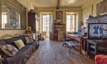 Nice à 50 m de la place Garibaldi 4 pièces avec balcons